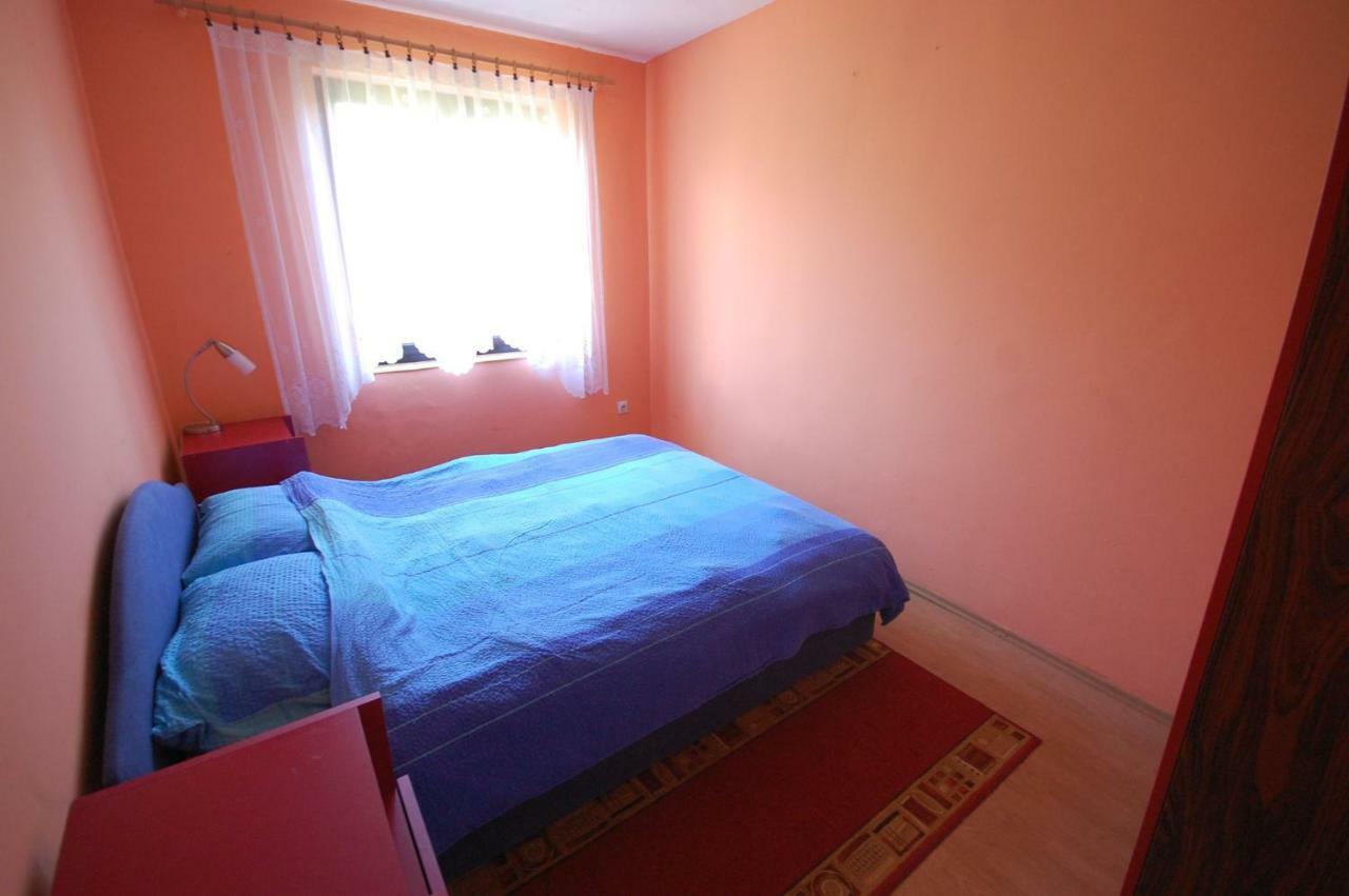 Apartments Juric By El-Pi Tours Njivice Esterno foto